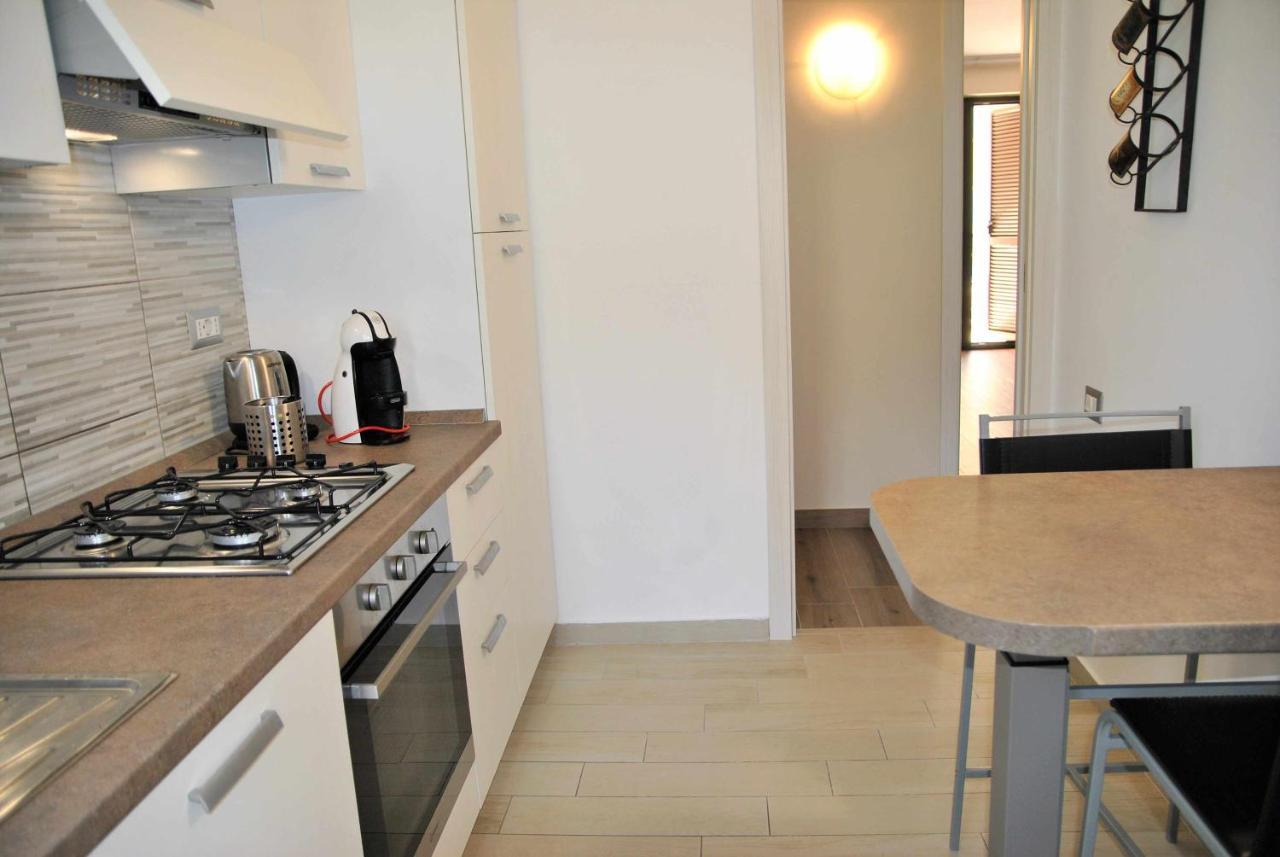 Casa Dinky Attico Con Terrazza Vista Mare Lägenhet Formia Exteriör bild